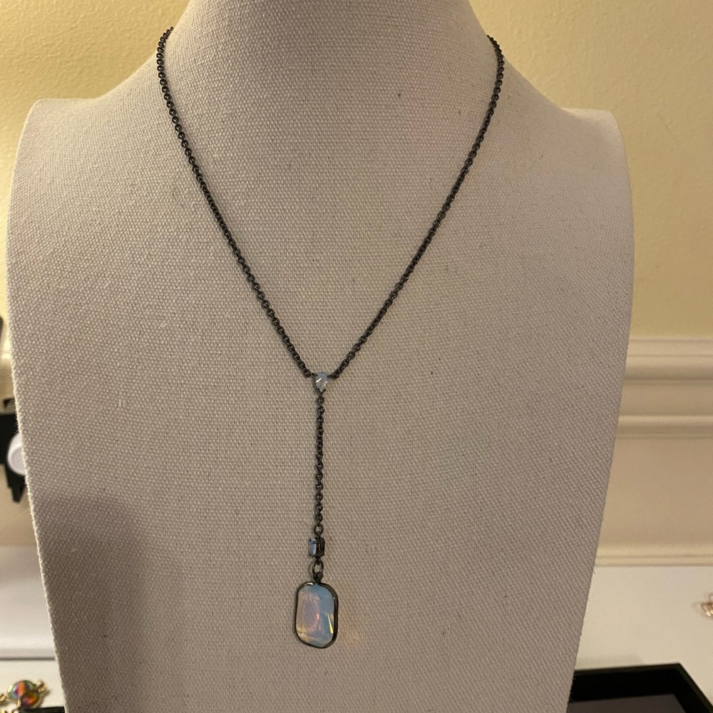 Women's signed Suen Black Chain Lariat Necklace with Opalescent Pendant - Picture 1 of 8